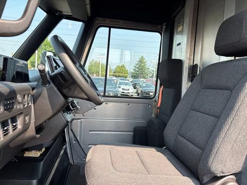 Used 2023 Chevrolet Brightdrop 600 w/ Active Safety Package 2 AWD/4WD image 9