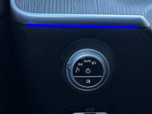 Certified 2023 Mercedes-Benz C 300 Sedan image 32