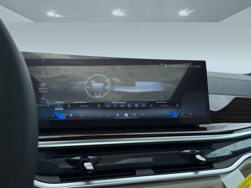 New 2026 BMW X5 xDrive50e AWD/4WD image 19