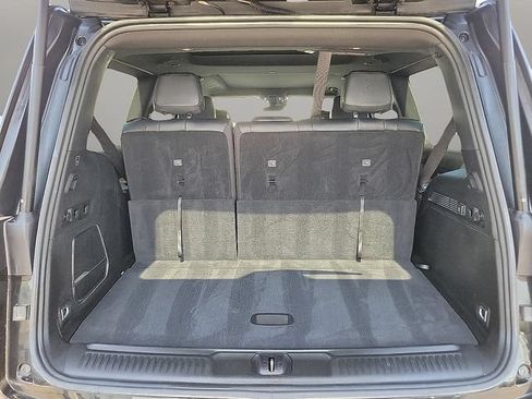 Used 2022 Jeep Wagoneer Series II w/ Convenience Group I RWD image 11
