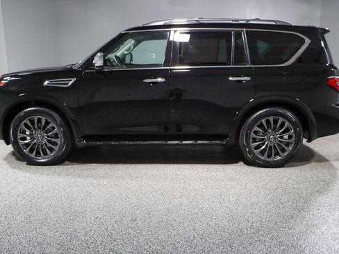 Used 2023 Nissan Armada Platinum w/ Cargo Package AWD/4WD image 10