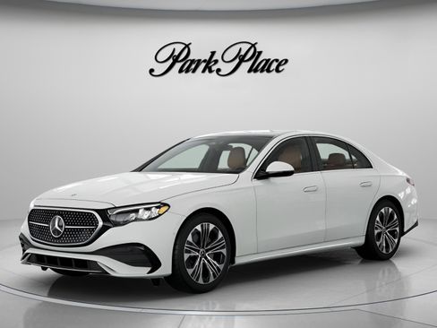 New 2026 Mercedes-Benz E 350 4MATIC Sedan image 1