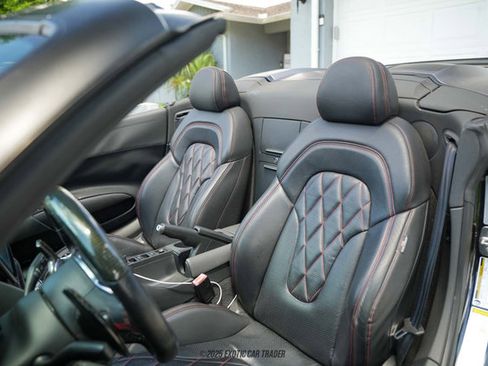 Used 2011 Audi R8 V10 image 30