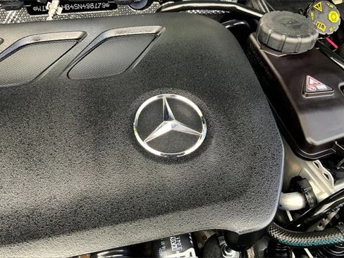 Used 2025 Mercedes-Benz CLA 250 4MATIC image 29
