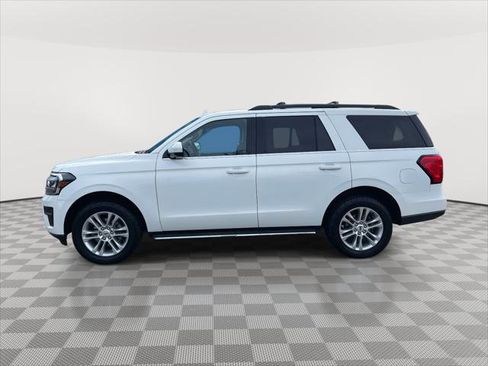 Used 2022 Ford Expedition XLT image 8