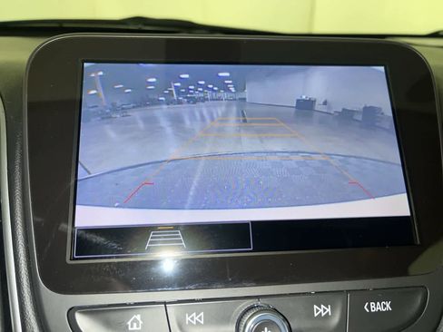 Used 2022 Chevrolet Malibu LT image 19