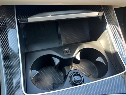 Used 2021 BMW X5 M50i w/ Executive Package image 61