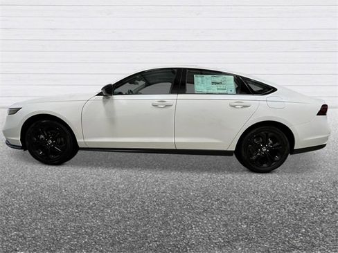 New 2025 Honda Accord SE image 2