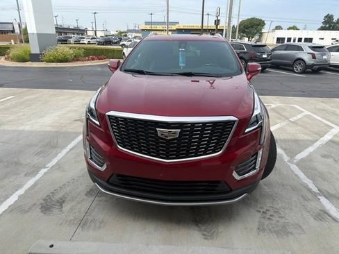 Used 2021 Cadillac XT5 Premium Luxury FWD image 1