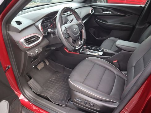 Used 2023 Chevrolet TrailBlazer RS image 13