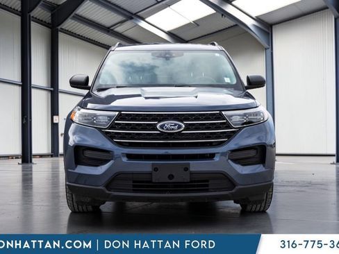 Used 2021 Ford Explorer XLT AWD/4WD image 23