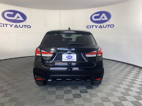 Used 2024 Mitsubishi Outlander Sport ES AWD/4WD image 4
