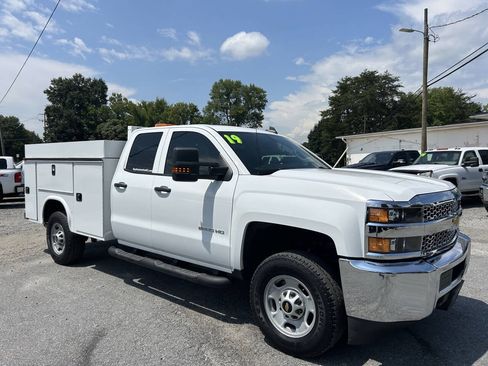 Used 2019 Chevrolet Silverado 2500 W/T w/ WT Convenience Package AWD/4WD image 4