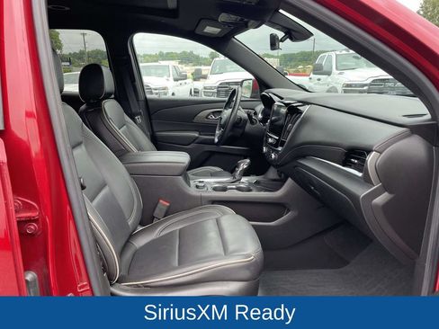 Used 2023 Chevrolet Traverse Premier AWD/4WD image 15