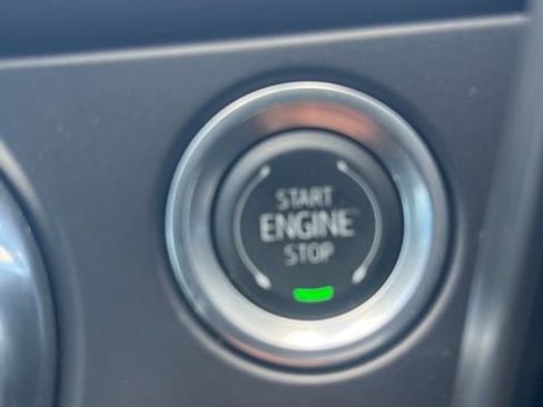 Used 2025 Chevrolet Blazer LT AWD/4WD image 18