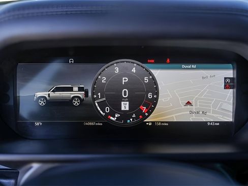 Used 2023 Land Rover Defender 110 V8 image 14