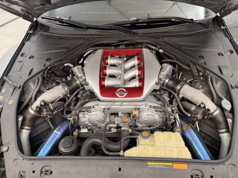 Used 2012 Nissan GT-R Black Edition AWD/4WD image 59