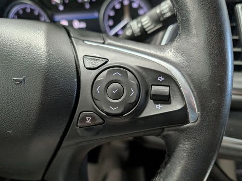 Used 2020 Buick Enclave Essence w/ Sound and Sites Package image 26