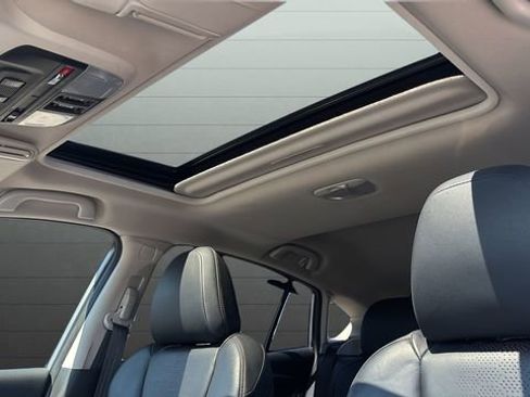 Used 2023 Subaru Crosstrek 2.5i Limited w/ Moonroof Package image 24