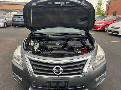 Used 2014 Nissan Altima 2.5 S w/ Sport Value Package FWD image 13