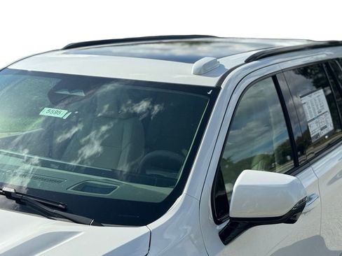 New 2025 Cadillac Escalade Sport Platinum image 11