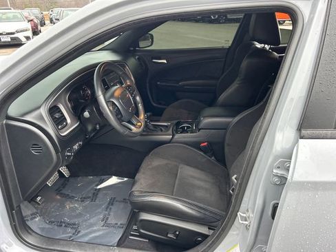 Used 2022 Dodge Charger R/T w/ Plus Group image 9