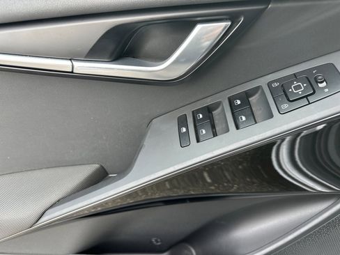 Used 2023 Kia Niro Wind w/ Wind Preserve Package image 11