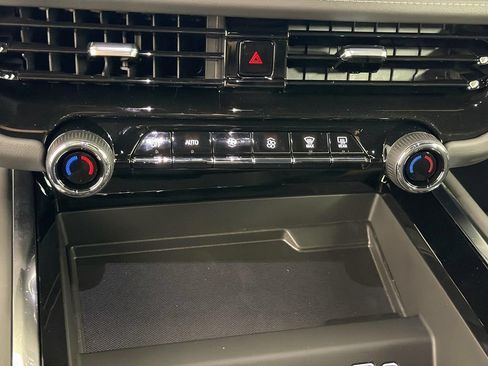 New 2026 Chevrolet Suburban LS w/ Max Trailering Package AWD/4WD image 15