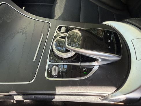 Used 2016 Mercedes-Benz C 300 Sedan image 28
