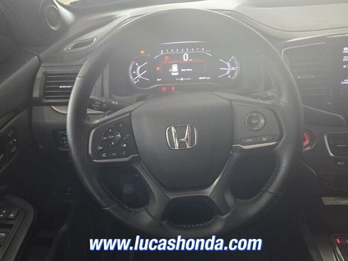 Used 2023 Honda Passport EX-L image 10