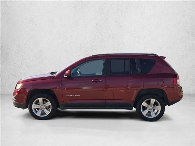 Used 2016 Jeep Compass Latitude FWD image 8