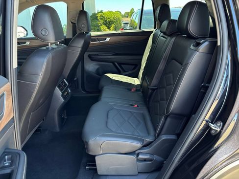 Used 2026 Volkswagen Atlas SE FWD image 27