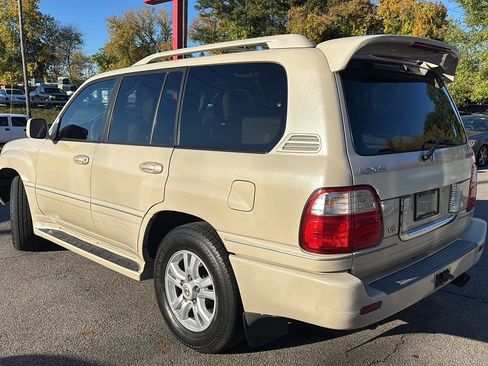 Used 2005 Lexus LX 470 4WD image 7