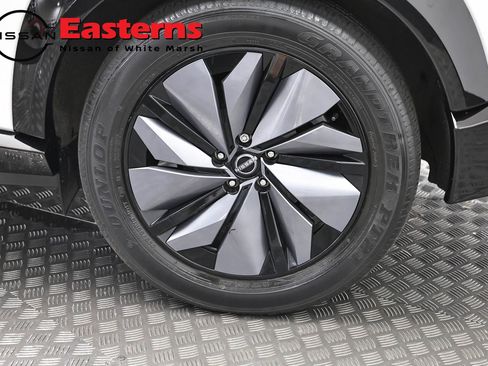 Used 2023 Nissan Ariya FWD image 33