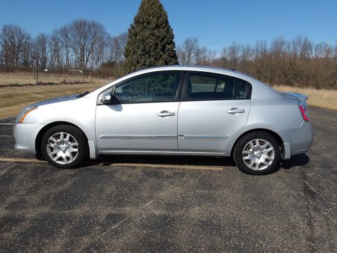 Used 2011 Nissan Sentra 2.0 S w/ Convenience Pkg image 9