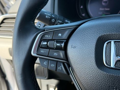 Used 2020 Honda Accord EX-L image 18