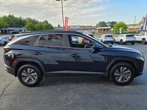 Used 2022 Hyundai Tucson Blue AWD/4WD image 12