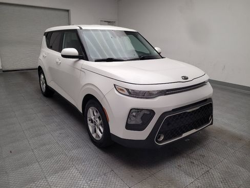 Used 2021 Kia Soul S FWD image 13