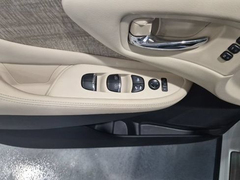 Certified 2023 Nissan Murano SL w/ SL Moonroof Package AWD/4WD image 11