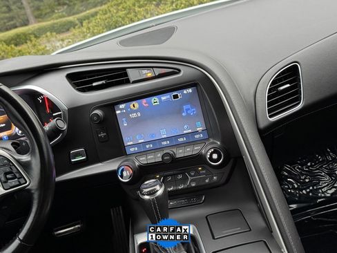 Used 2019 Chevrolet Corvette Stingray Coupe image 5