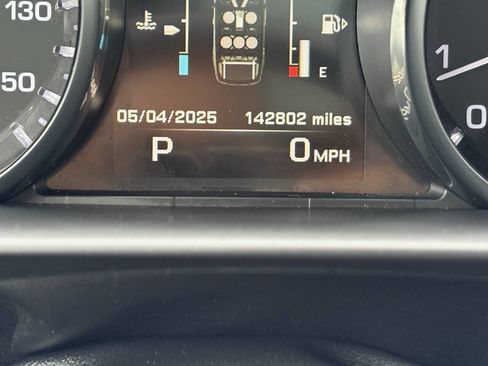 Used 2014 Land Rover Range Rover Sport HSE image 46