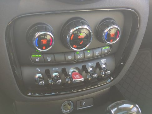 Certified 2023 MINI Cooper Clubman S image 18