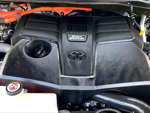 Used 2023 Toyota Sequoia Capstone RWD image 32
