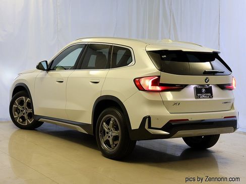 Certified 2023 BMW X1 xDrive28i w/ Convenience Package AWD/4WD image 9