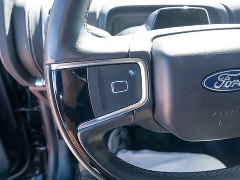 Used 2025 Ford Expedition Max Platinum AWD/4WD image 26