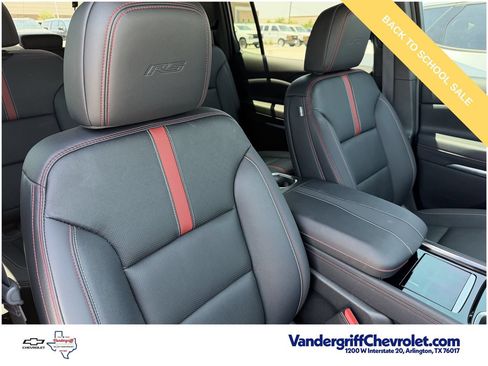 Used 2026 Chevrolet Traverse RS w/ LPO, Floor Liner Package FWD image 26