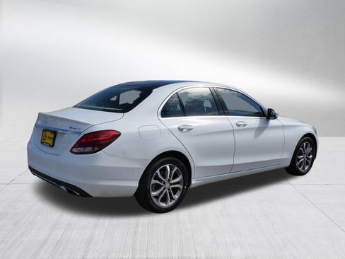 Used 2016 Mercedes-Benz C 300 4MATIC Sedan image 7