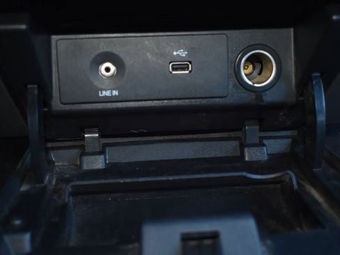 Used 2014 Ford F150 XLT w/ Equipment Group 302A Luxury image 26