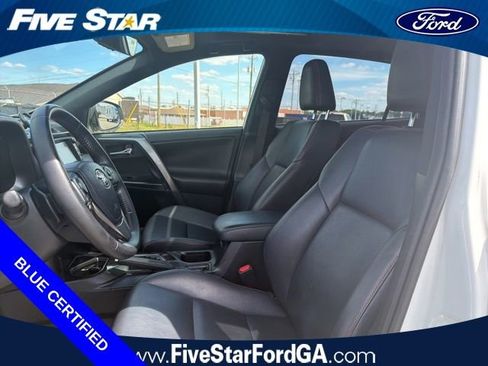 Used 2018 Toyota RAV4 SE w/ Advanced Technology Package AWD/4WD image 10