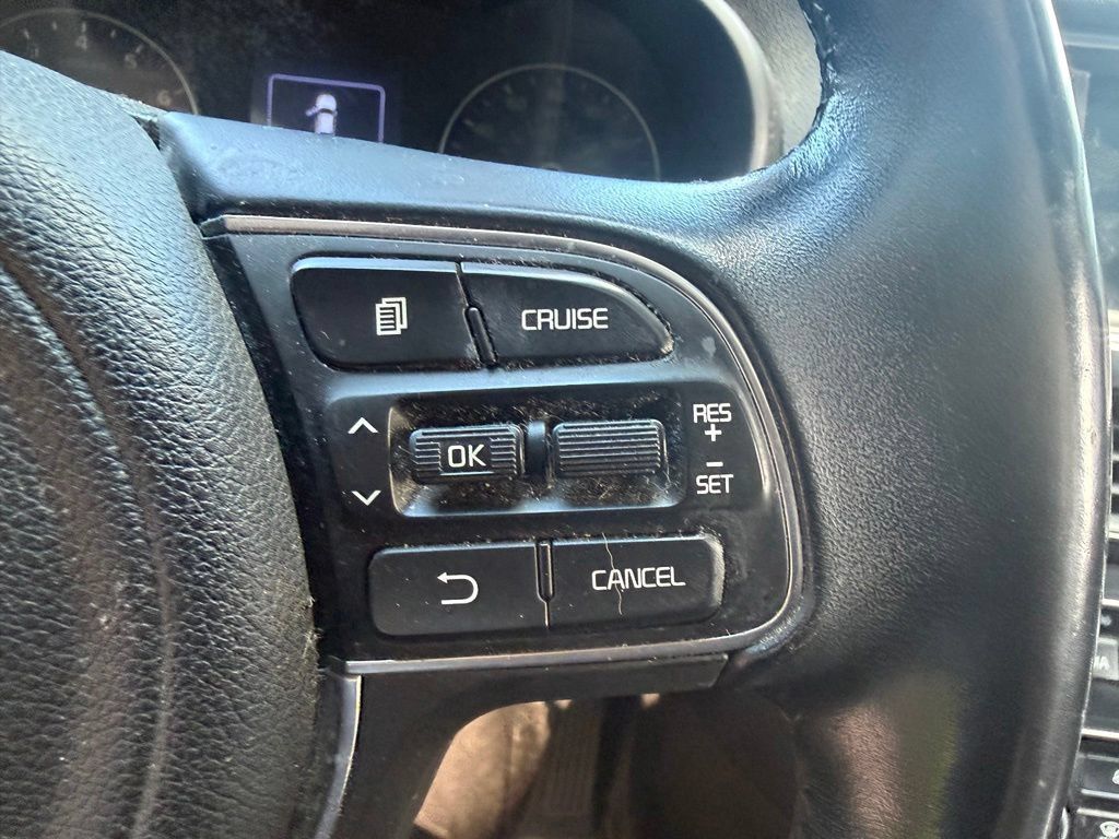Used 2018 Kia Optima EX w/ Premium Package FWD image 15